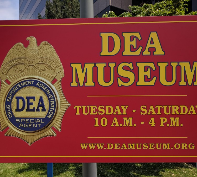 dea-museum-visitors-center-photo